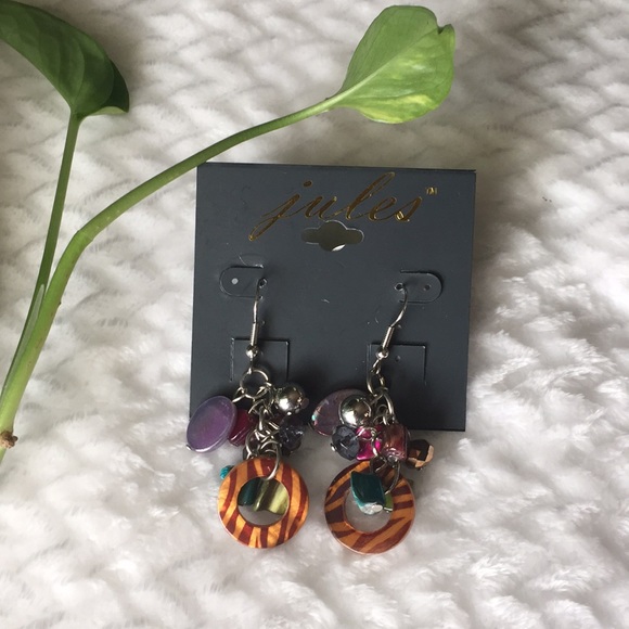 Jules Earrings - Picture 3 of 6